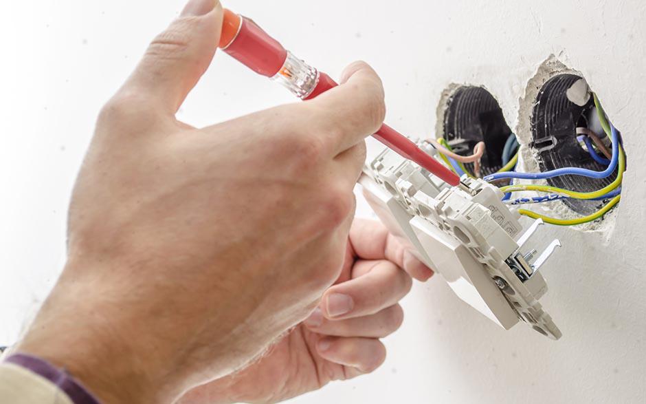 électricien de maintenance Suresnes